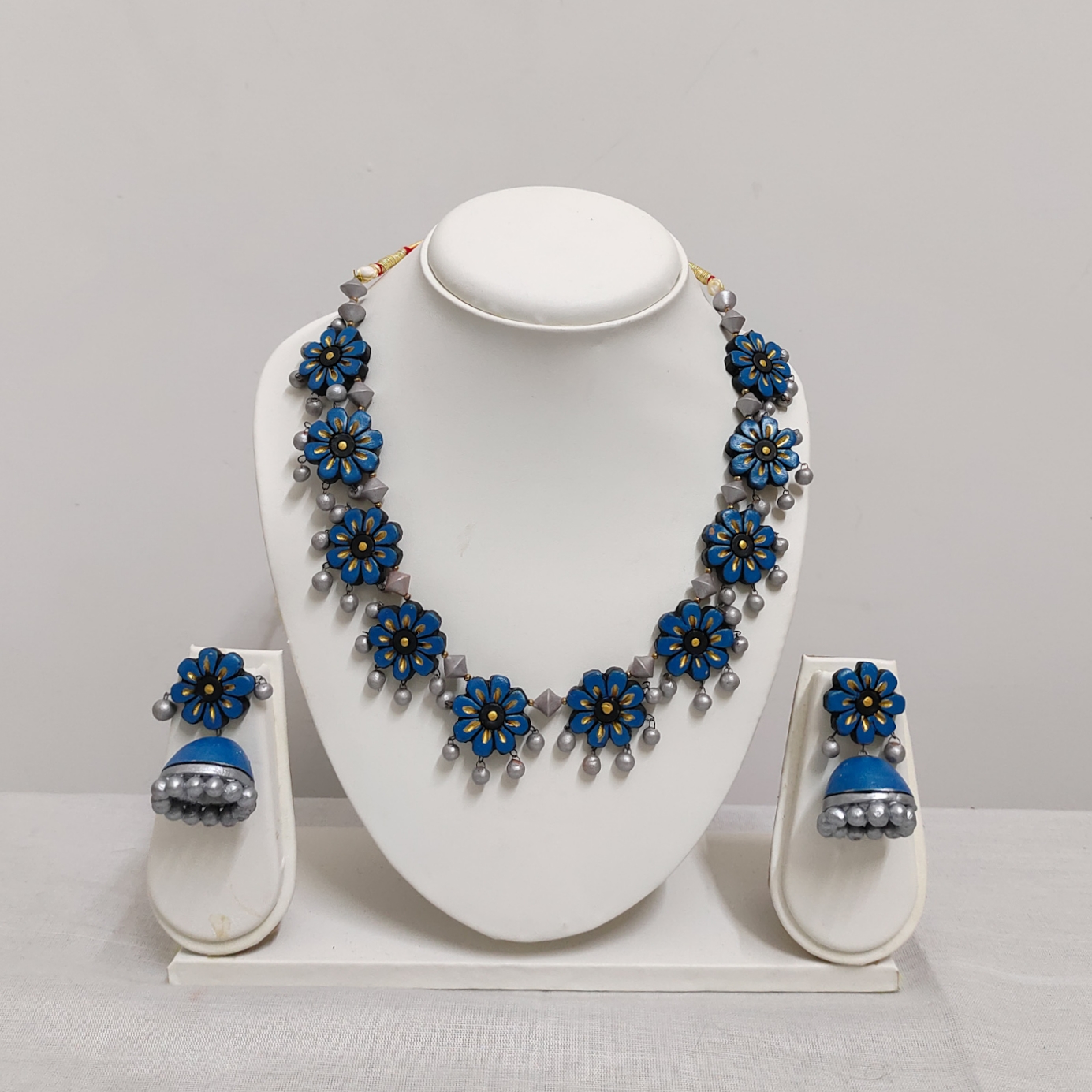 Phool-Mala Handmade necklace with Ear-ring - Goyna Kotha